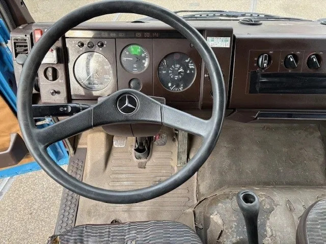 Camión portavehículos Mercedes-Benz LK 814 RECOVERY TRUCK / CAR-MACHINE TRANSPORTER (6-CILINDER / MANUAL GEARBOX / FULL STEEL SUSPENSION / WINCH / HYDRAULIC RAMPS): foto 12