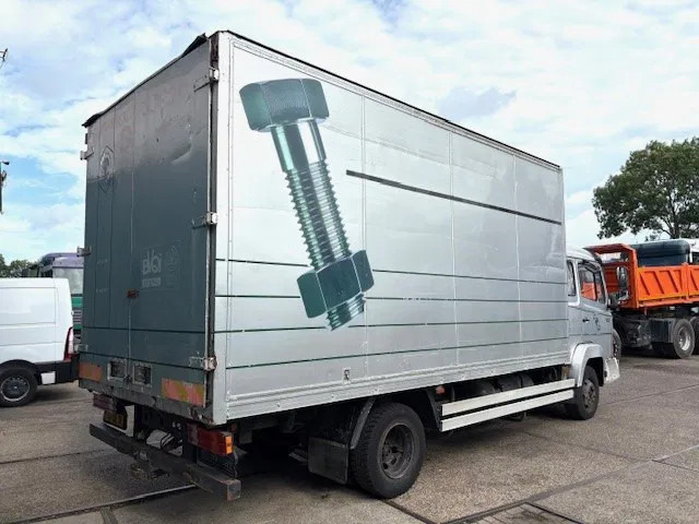 Mercedes-Benz LK 817 (6-CILINDER) ORIGINAL DUTCH TRUCK WITH CLOSED BOX (MANUAL GEARBOX / FULL STEEL SUSPENSION) - Camión caja cerrada: foto 3 Mercedes-Benz LK 817 (6-CILINDER) ORIGINAL DUTCH TRUCK WITH CLOSED BOX (MANUAL GEARBOX / FULL STEEL SUSPENSION) - Camión caja cerrada: foto 3