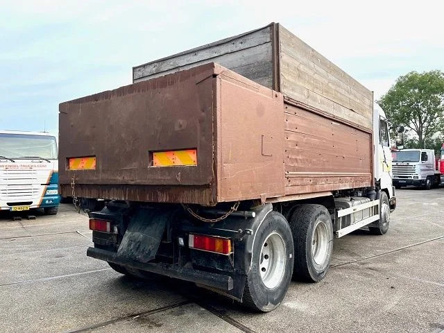 Scania R143-450 V8 STREAMLINE 6x2 FULL STEEL KIPPER (MANUAL GEARBOX / FULL STEEL SUSPENSION / 10 TIRES / ROBSON DRIVE / MECHANICAL PUMP - Camión volquete: foto 3 Scania R143-450 V8 STREAMLINE 6x2 FULL STEEL KIPPER (MANUAL GEARBOX / FULL STEEL SUSPENSION / 10 TIRES / ROBSON DRIVE / MECHANICAL PUMP - Camión volquete: foto 3