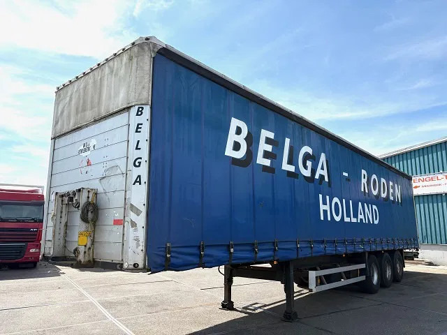 Schmitz Cargobull S01 3-AXLE CURTAINS SIDE WITH SLIDING ROOF (SAF AXLES / DRUM BRAKES / ABS BRAKE SYSTEM) - Semirremolque lona: foto 1 Schmitz Cargobull S01 3-AXLE CURTAINS SIDE WITH SLIDING ROOF (SAF AXLES / DRUM BRAKES / ABS BRAKE SYSTEM) - Semirremolque lona: foto 1
