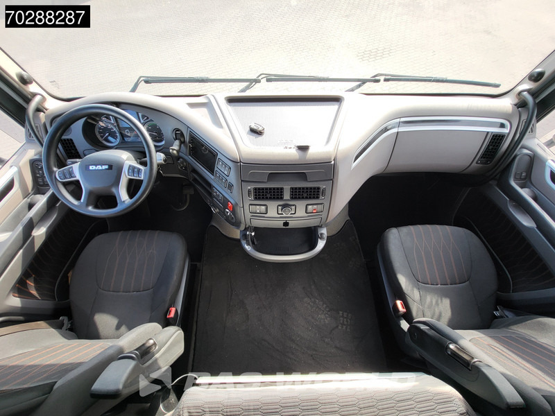 Cabeza tractora DAF XF 530 4X2 SSC ADR Standklima ACC 2x Tanks Navi Euro 6: foto 18