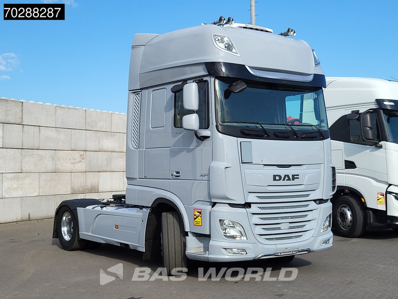 DAF XF 530 4X2 SSC ADR Standklima ACC 2x Tanks Navi Euro 6 - Cabeza tractora: foto 3 DAF XF 530 4X2 SSC ADR Standklima ACC 2x Tanks Navi Euro 6 - Cabeza tractora: foto 3