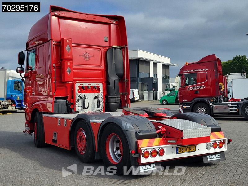 DAF XF 530 6X2 Special Interior! NL-Truck SSC Lift+Lenkachse ACC Navi Euro 6 - Cabeza tractora: foto 2 DAF XF 530 6X2 Special Interior! NL-Truck SSC Lift+Lenkachse ACC Navi Euro 6 - Cabeza tractora: foto 2