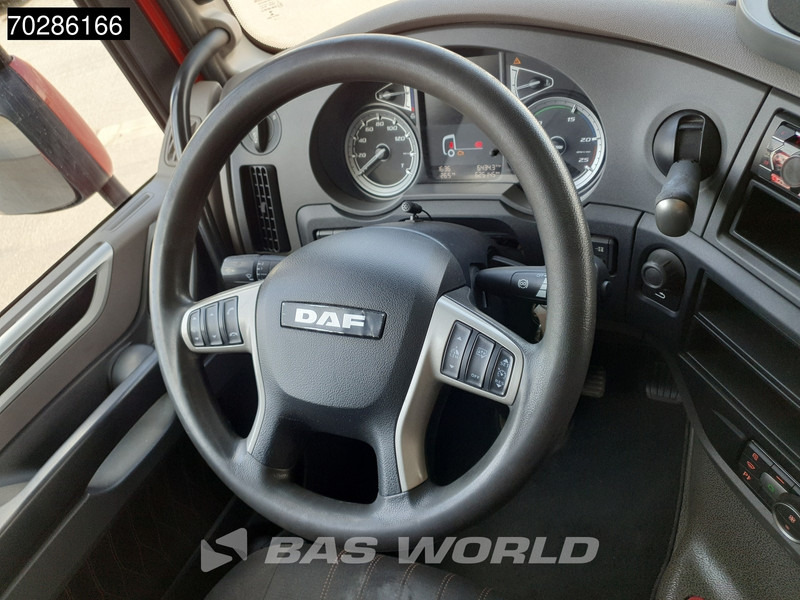 DAF XF 530 XF 6X4 SSC Manual Euro 6 - Cabeza tractora: foto 3 DAF XF 530 XF 6X4 SSC Manual Euro 6 - Cabeza tractora: foto 3