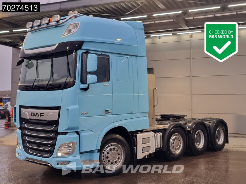 DAF XF 530 XF 8X4 Big-Axle Lift+lenkachse Retarder PTO Hydraulik StandKlima ACC LED Euro 6 - Cabeza tractora: foto 1 DAF XF 530 XF 8X4 Big-Axle Lift+lenkachse Retarder PTO Hydraulik StandKlima ACC LED Euro 6 - Cabeza tractora: foto 1