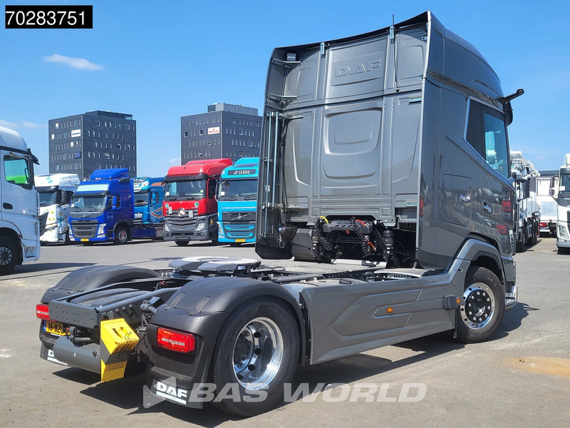 DAF XG+ 530 1324 4X2 NEW! NL-Truck '24 Retarder 2x Tanks Alcoa's Standklima ACC SmartTacho2 - Cabeza tractora: foto 5 DAF XG+ 530 1324 4X2 NEW! NL-Truck '24 Retarder 2x Tanks Alcoa's Standklima ACC SmartTacho2 - Cabeza tractora: foto 5