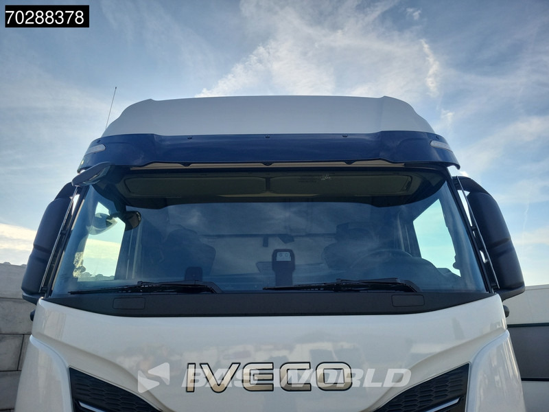 Iveco S-way 580 4X2 NEW! 2x Tanks Navi ACC Standklima - Cabeza tractora: foto 5 Iveco S-way 580 4X2 NEW! 2x Tanks Navi ACC Standklima - Cabeza tractora: foto 5