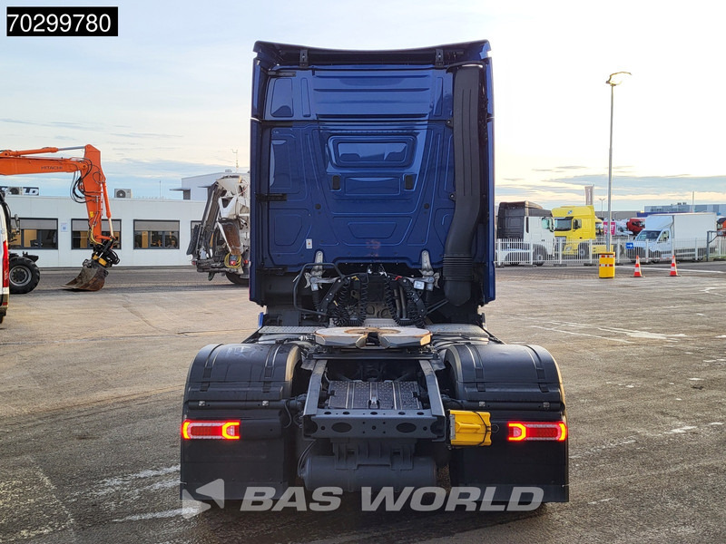 Mercedes-Benz Actros 1851 4X2 BigSpace Retarder 2x Tanks Full-Air Standklima - Cabeza tractora: foto 3 Mercedes-Benz Actros 1851 4X2 BigSpace Retarder 2x Tanks Full-Air Standklima - Cabeza tractora: foto 3