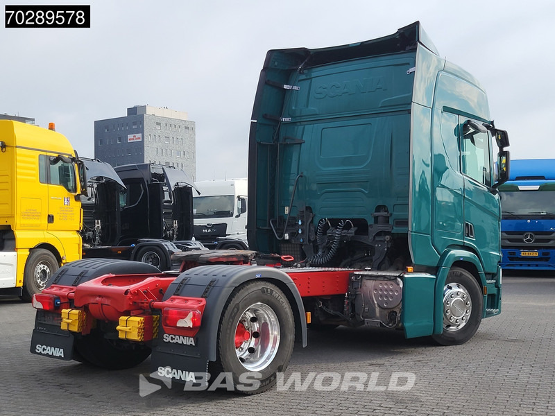 Scania R450 4X2 65T! Retarder PTO Standklima Alcoa Navi ACC Euro 6 - Cabeza tractora: foto 5 Scania R450 4X2 65T! Retarder PTO Standklima Alcoa Navi ACC Euro 6 - Cabeza tractora: foto 5