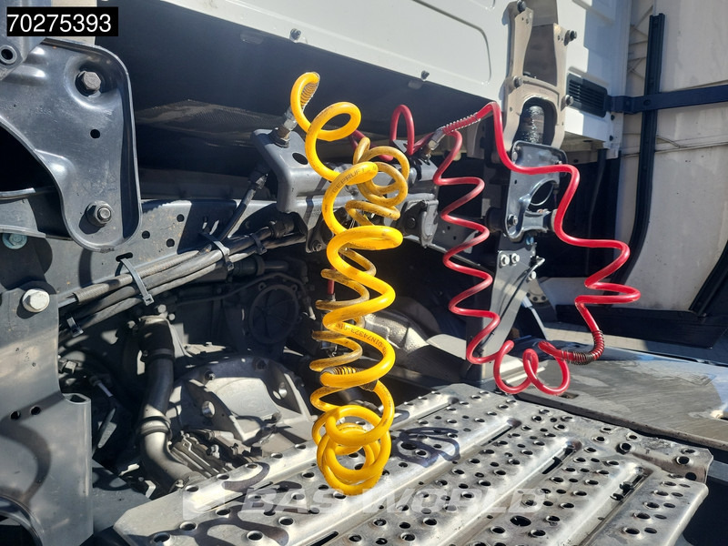 Scania S460 4X2 Retarder 2x Tanks - Cabeza tractora: foto 5 Scania S460 4X2 Retarder 2x Tanks - Cabeza tractora: foto 5