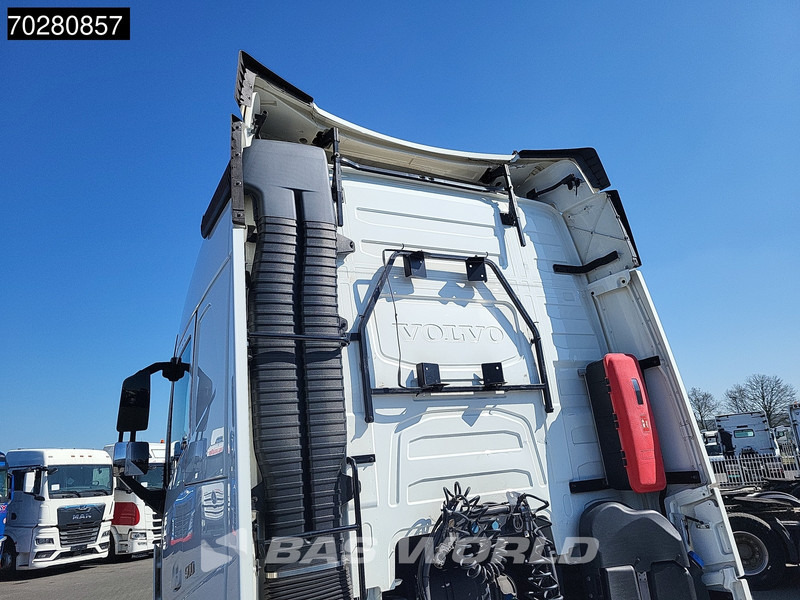 Volvo FH 500 4X2 Mega VEB+ 2x Tanks I-ParkCool Navi Xenon - Cabeza tractora: foto 5 Volvo FH 500 4X2 Mega VEB+ 2x Tanks I-ParkCool Navi Xenon - Cabeza tractora: foto 5