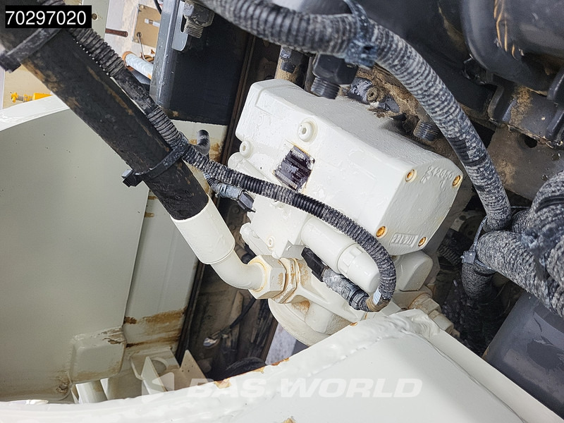 DAF CF 450 8X4 9m3 Putzmeister Mixer Automatic Steelsuspension Euro 6 - Camión hormigonera: foto 5 DAF CF 450 8X4 9m3 Putzmeister Mixer Automatic Steelsuspension Euro 6 - Camión hormigonera: foto 5