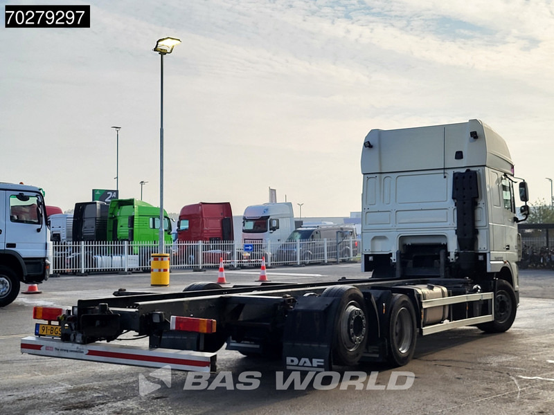 DAF XF105.460 XF 6X2 NL-Truck BDF Lift+steering axle Manual Euro 5 - Camión portacontenedore/ Intercambiable: foto 5 DAF XF105.460 XF 6X2 NL-Truck BDF Lift+steering axle Manual Euro 5 - Camión portacontenedore/ Intercambiable: foto 5