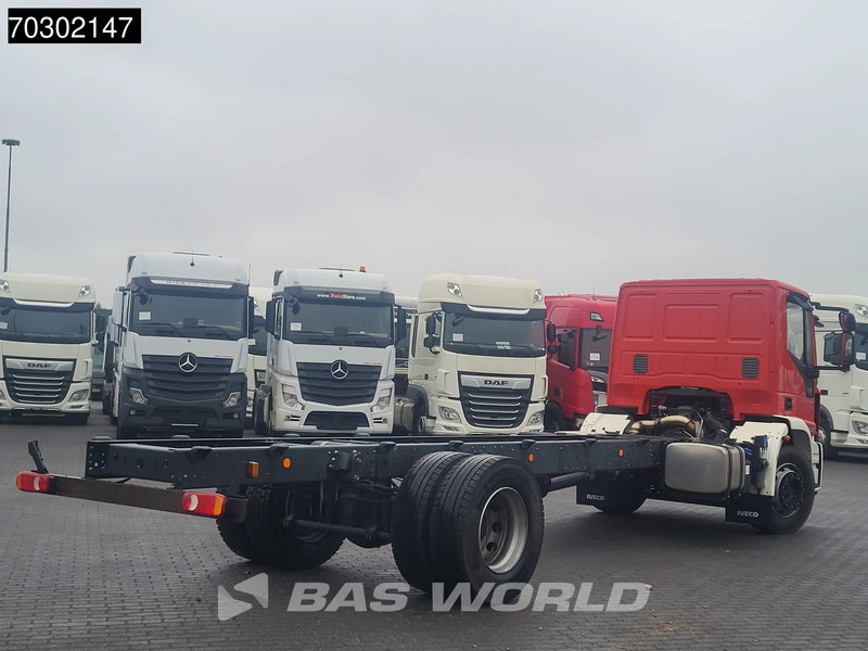Iveco Eurocargo 180E320 4X2 NEW! 18T chassis 2017 production Euro 6 - Camión chasis: foto 5 Iveco Eurocargo 180E320 4X2 NEW! 18T chassis 2017 production Euro 6 - Camión chasis: foto 5