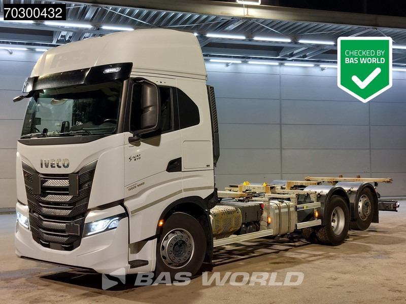 Iveco S-Way 510 6X2 BDF Full Air Automatic Retarder Lift-Axle ACC Euro 6 - Camión portacontenedore/ Intercambiable: foto 1 Iveco S-Way 510 6X2 BDF Full Air Automatic Retarder Lift-Axle ACC Euro 6 - Camión portacontenedore/ Intercambiable: foto 1