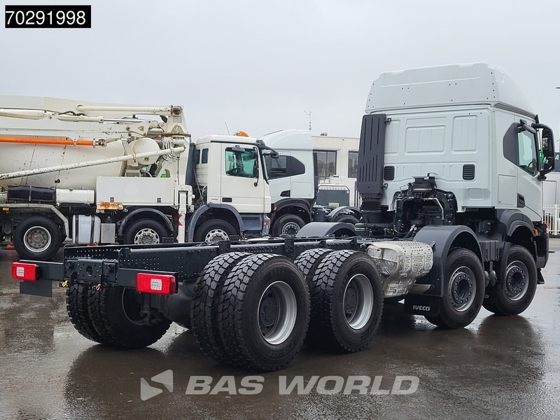 Iveco T-Way 510 8X4 NEW! Retarder Steelsuspension Big-Axle LED Euro 6 - Camión chasis: foto 5 Iveco T-Way 510 8X4 NEW! Retarder Steelsuspension Big-Axle LED Euro 6 - Camión chasis: foto 5