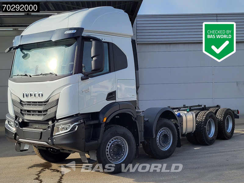 Iveco T-Way 510 8X4 New! Retarder Big-Axle Steelsuspension Automatic LED Euro 6 - Camión chasis: foto 1 Iveco T-Way 510 8X4 New! Retarder Big-Axle Steelsuspension Automatic LED Euro 6 - Camión chasis: foto 1