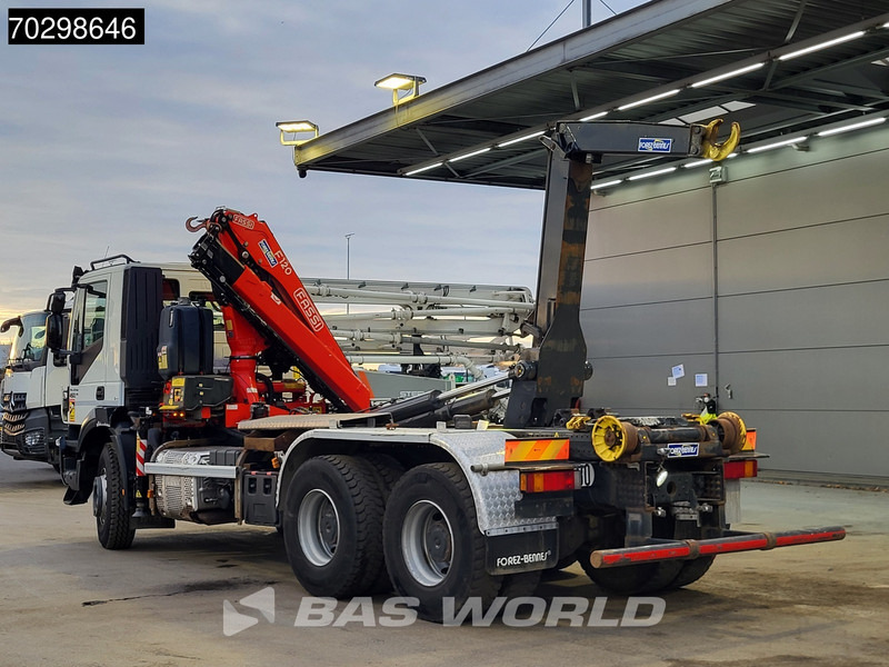 Iveco Trakker 450 6X4 Fassi F120B.2.22 Crane Marrel AL16S50 Retarder Big-axle Euro 6 - Camión multibasculante, Camión grúa: foto 5 Iveco Trakker 450 6X4 Fassi F120B.2.22 Crane Marrel AL16S50 Retarder Big-axle Euro 6 - Camión multibasculante, Camión grúa: foto 5