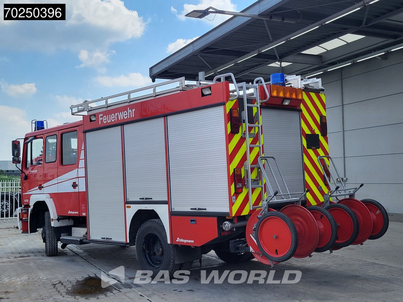 MAN TGA 14.284 4X4 4x4 Manual Schlingmann LF16/12 pump Feuerwehr Steelsuspension Euro 2 - Camión de bomberos: foto 2 MAN TGA 14.284 4X4 4x4 Manual Schlingmann LF16/12 pump Feuerwehr Steelsuspension Euro 2 - Camión de bomberos: foto 2