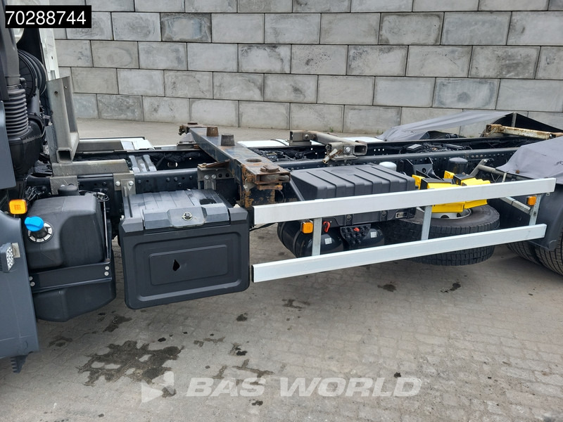 Camión portacontenedore/ Intercambiable MAN TGX 26.470 6X2 BDF Retarder Lift Axle Standklima Automatic LED Euro 6: foto 12