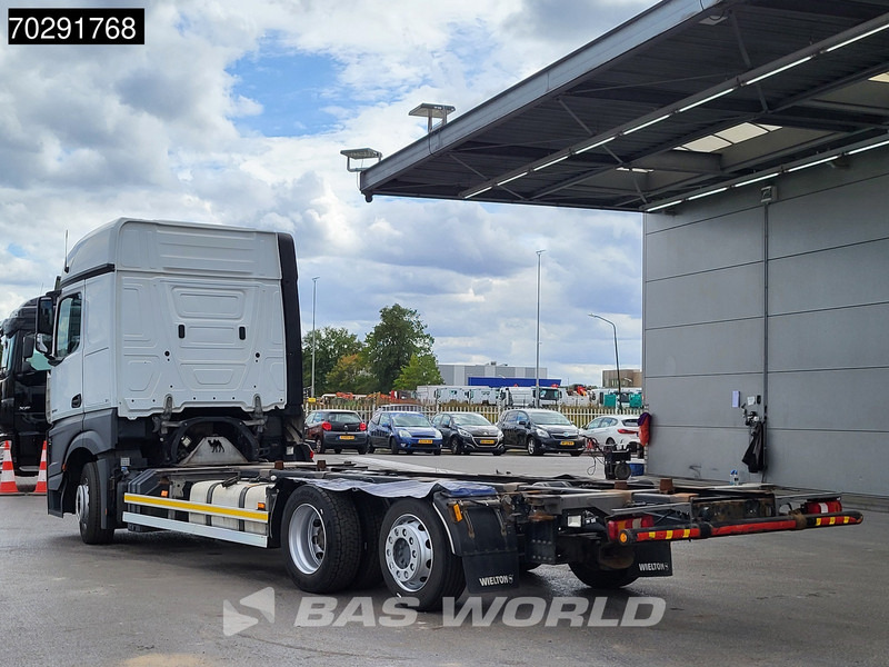 Mercedes-Benz Actros 2542 Actros 6X2 BigSpace Standklima Euro 6 - Camión portacontenedore/ Intercambiable: foto 2 Mercedes-Benz Actros 2542 Actros 6X2 BigSpace Standklima Euro 6 - Camión portacontenedore/ Intercambiable: foto 2