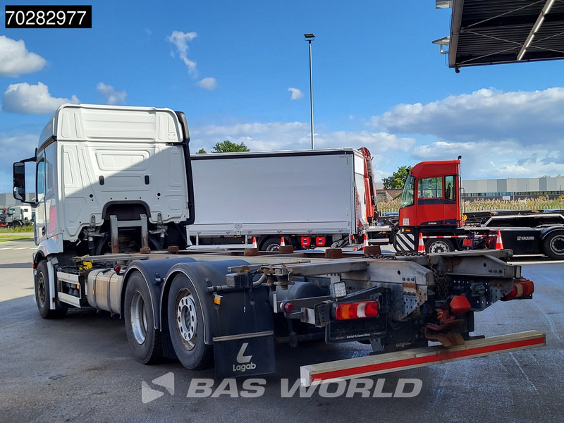 Mercedes-Benz Actros 2548 Actros 6X2 BROKEN ENGINE! Lift-Axle Xenon Automatic Euro 6 - Camión portacontenedore/ Intercambiable: foto 3 Mercedes-Benz Actros 2548 Actros 6X2 BROKEN ENGINE! Lift-Axle Xenon Automatic Euro 6 - Camión portacontenedore/ Intercambiable: foto 3