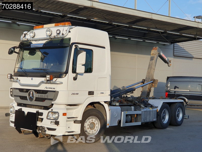 Mercedes-Benz Actros 2648 Actros 6X4 HIAB XR20SL56 Hooklift Big-Axle Automatic Euro 5 - Camión multibasculante: foto 3 Mercedes-Benz Actros 2648 Actros 6X4 HIAB XR20SL56 Hooklift Big-Axle Automatic Euro 5 - Camión multibasculante: foto 3