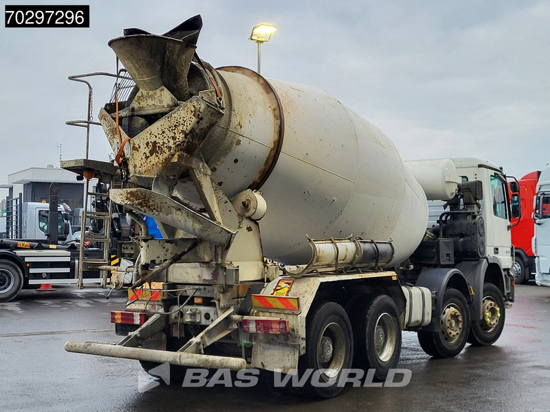 Mercedes-Benz Actros 3236 8X4 9m3 Liebherr Mixer Big-Axle Steelsuspension 3-Pedals Euro 3 - Camión hormigonera: foto 5 Mercedes-Benz Actros 3236 8X4 9m3 Liebherr Mixer Big-Axle Steelsuspension 3-Pedals Euro 3 - Camión hormigonera: foto 5
