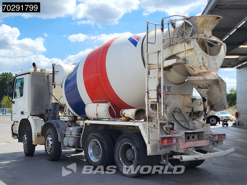 Mercedes-Benz Actros 3241 8X4 9m3 Schwing Stetter Retarder Big-Axle Steelsuspension 3-Pedals Euro 4 - Camión hormigonera: foto 2 Mercedes-Benz Actros 3241 8X4 9m3 Schwing Stetter Retarder Big-Axle Steelsuspension 3-Pedals Euro 4 - Camión hormigonera: foto 2