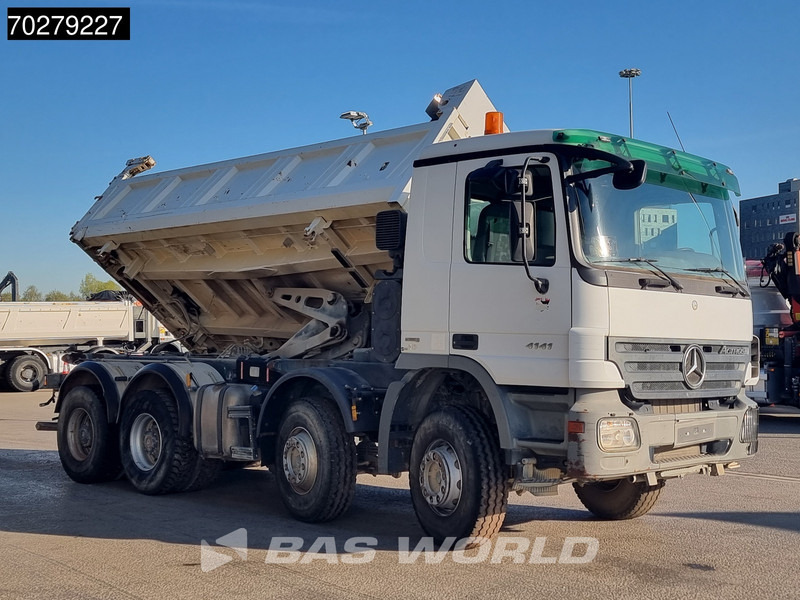 Mercedes-Benz Actros 4141 8X4 12m3 Meiller 2-way tipper steelsuspension Euro 4 - Camión volquete: foto 5 Mercedes-Benz Actros 4141 8X4 12m3 Meiller 2-way tipper steelsuspension Euro 4 - Camión volquete: foto 5