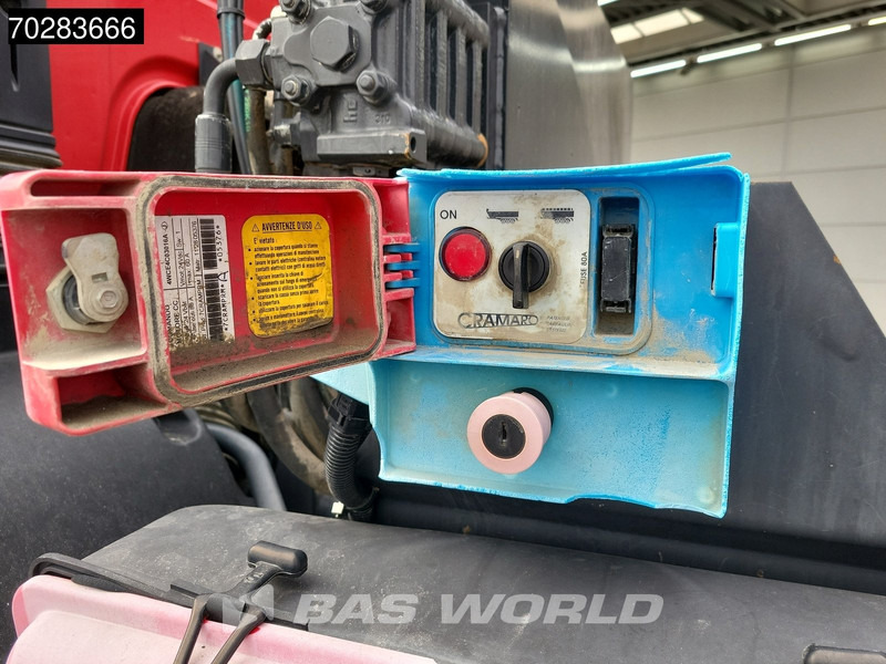 Renault Kerax 430 8X4 16m3 Forez Bennes tipper Full Steel Big-Axle Automatic Euro 5 - Camión volquete: foto 3 Renault Kerax 430 8X4 16m3 Forez Bennes tipper Full Steel Big-Axle Automatic Euro 5 - Camión volquete: foto 3