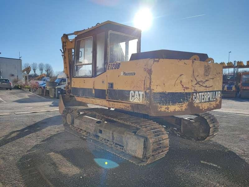 Caterpillar E120B - Excavadora de cadenas: foto 5 Caterpillar E120B - Excavadora de cadenas: foto 5