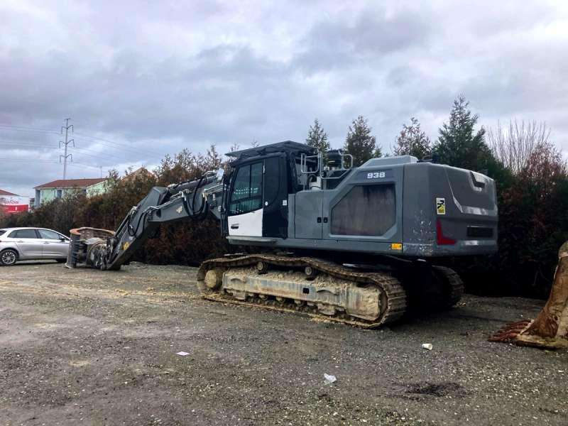 Liebherr R938 LC - Excavadora de cadenas: foto 1 Liebherr R938 LC - Excavadora de cadenas: foto 1