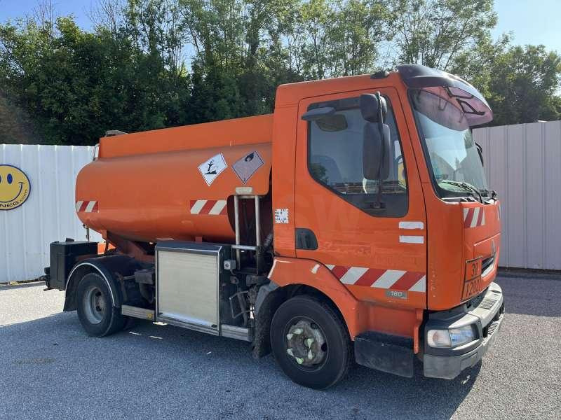 Renault Camion Citerne MIDLUM 180 DCI - Camión cisterna: foto 1 Renault Camion Citerne MIDLUM 180 DCI - Camión cisterna: foto 1