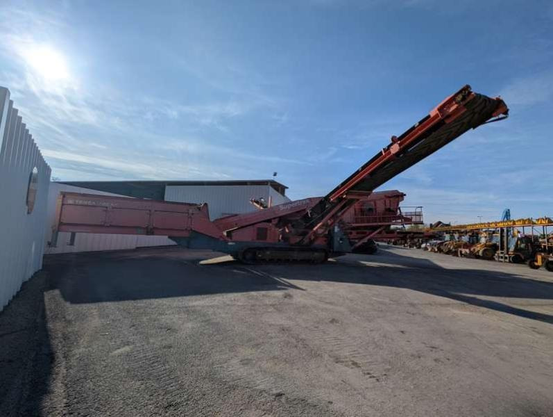 Terex FINLAY SUPERTRAK 694 - Cribadora: foto 4 Terex FINLAY SUPERTRAK 694 - Cribadora: foto 4