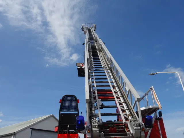 DAF LF 250 METZ 30 meter - Camión: foto 5 DAF LF 250 METZ 30 meter - Camión: foto 5