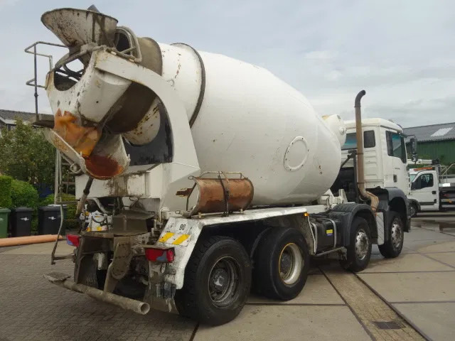 MAN TGA 35.360 8X4 MIXER STEEL SPRINGS BIG AXELS MANUAL FEUL POMP - Camión hormigonera: foto 3 MAN TGA 35.360 8X4 MIXER STEEL SPRINGS BIG AXELS MANUAL FEUL POMP - Camión hormigonera: foto 3