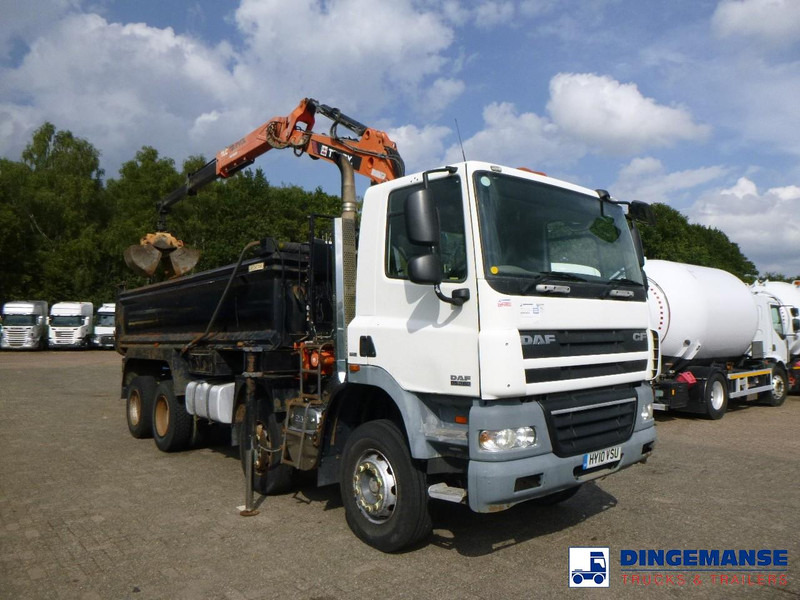 DAF CF 85.360 8X4 RHD tipper + Terex 118.2 VGL-A15 - Camión grúa: foto 2 DAF CF 85.360 8X4 RHD tipper + Terex 118.2 VGL-A15 - Camión grúa: foto 2