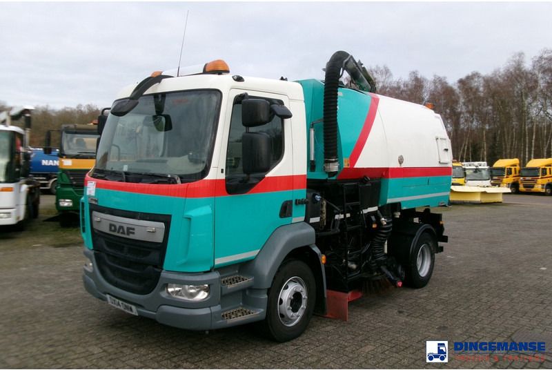 DAF LF 55.220 4X2 Johnston street sweeper - Barredora vial: foto 1 DAF LF 55.220 4X2 Johnston street sweeper - Barredora vial: foto 1