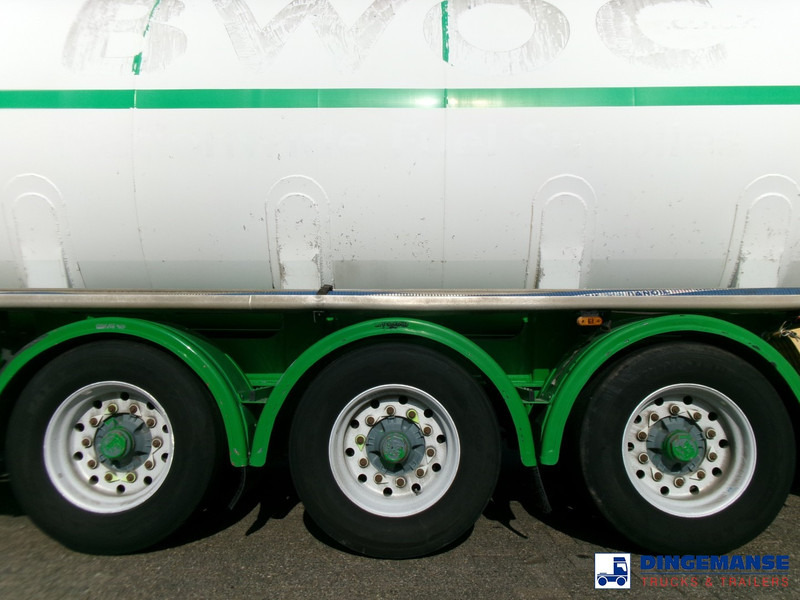Feldbinder Fuel tank alu 42 m3 / / 6 comp + pump - Semirremolque cisterna: foto 5 Feldbinder Fuel tank alu 42 m3 / / 6 comp + pump - Semirremolque cisterna: foto 5