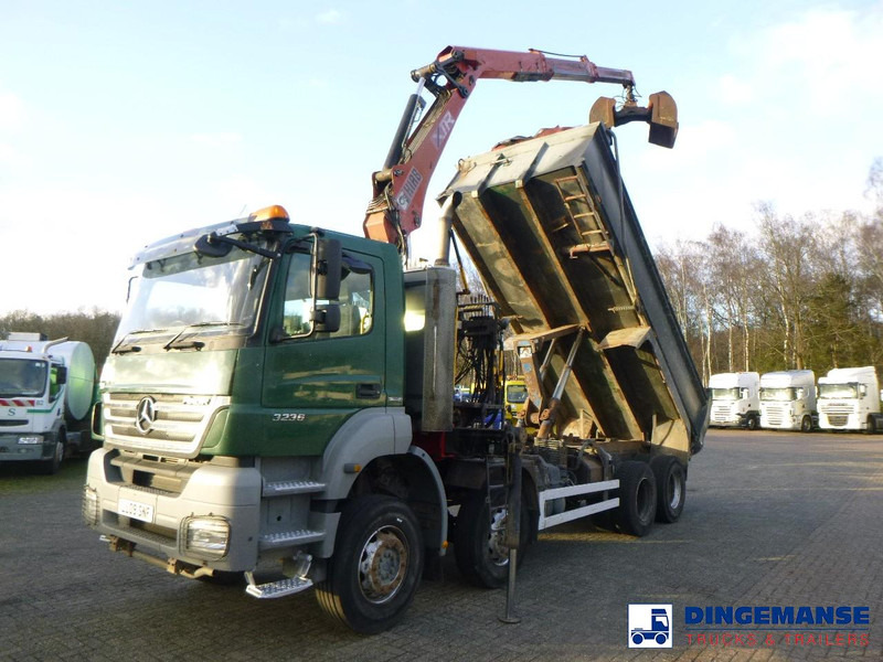 Mercedes-Benz Axor 3236 8x4 RHD tipper + Hiab 1283 DK-2 Duo - Camión grúa: foto 1 Mercedes-Benz Axor 3236 8x4 RHD tipper + Hiab 1283 DK-2 Duo - Camión grúa: foto 1