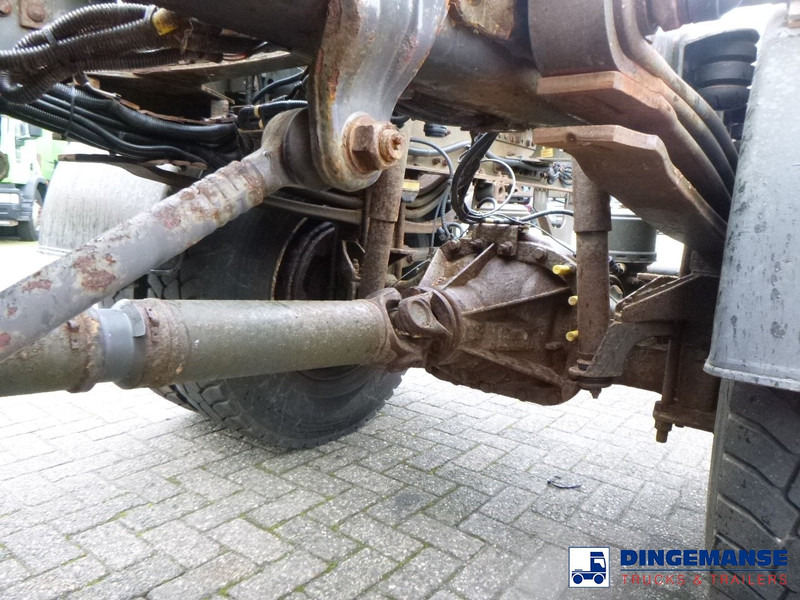 Camión chasis Renault Kerax 380 DXI 4x4 Euro 5 chassis + PTO: foto 9