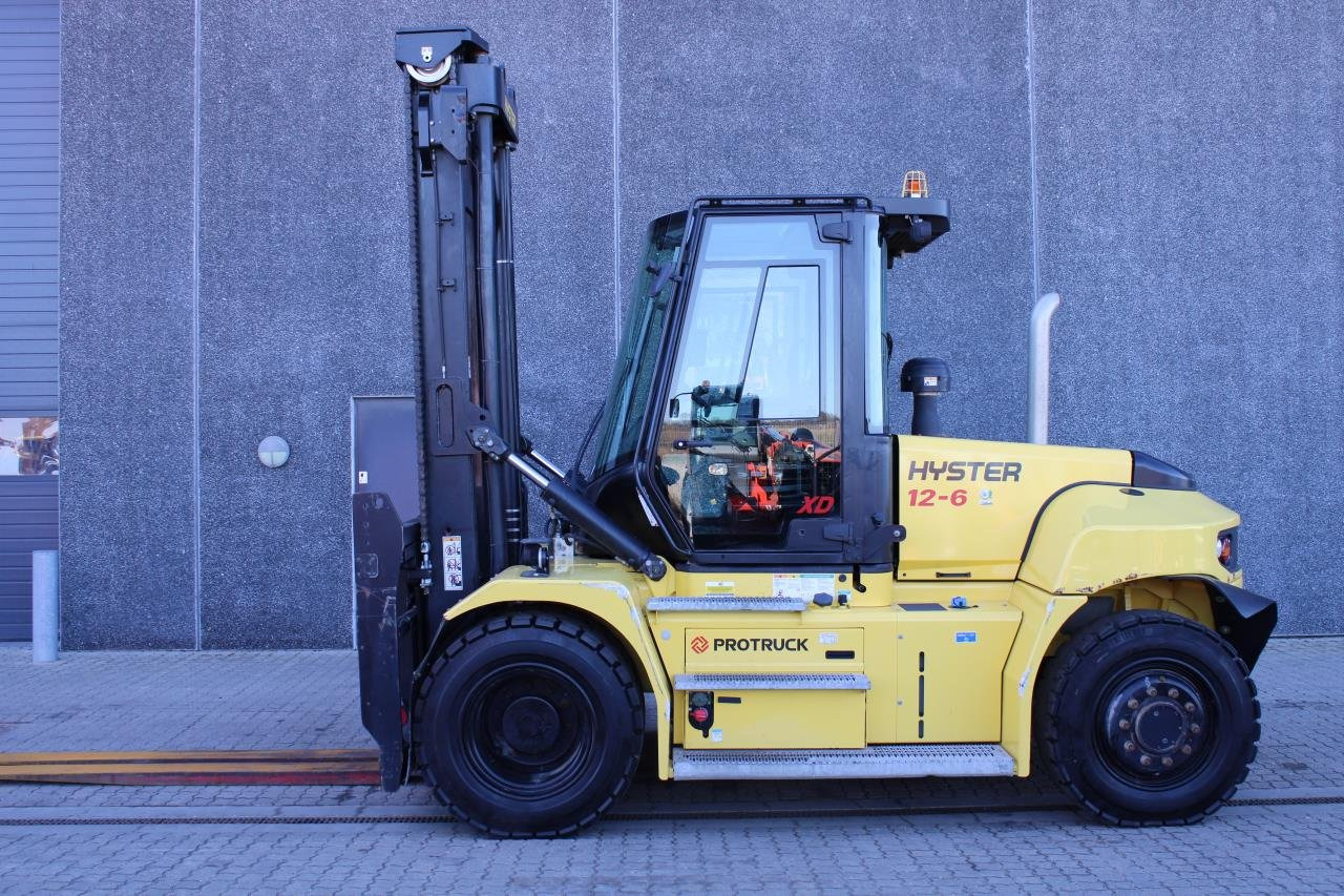Hyster H12XD6 - Carretilla elevadora diésel: foto 1 Hyster H12XD6 - Carretilla elevadora diésel: foto 1