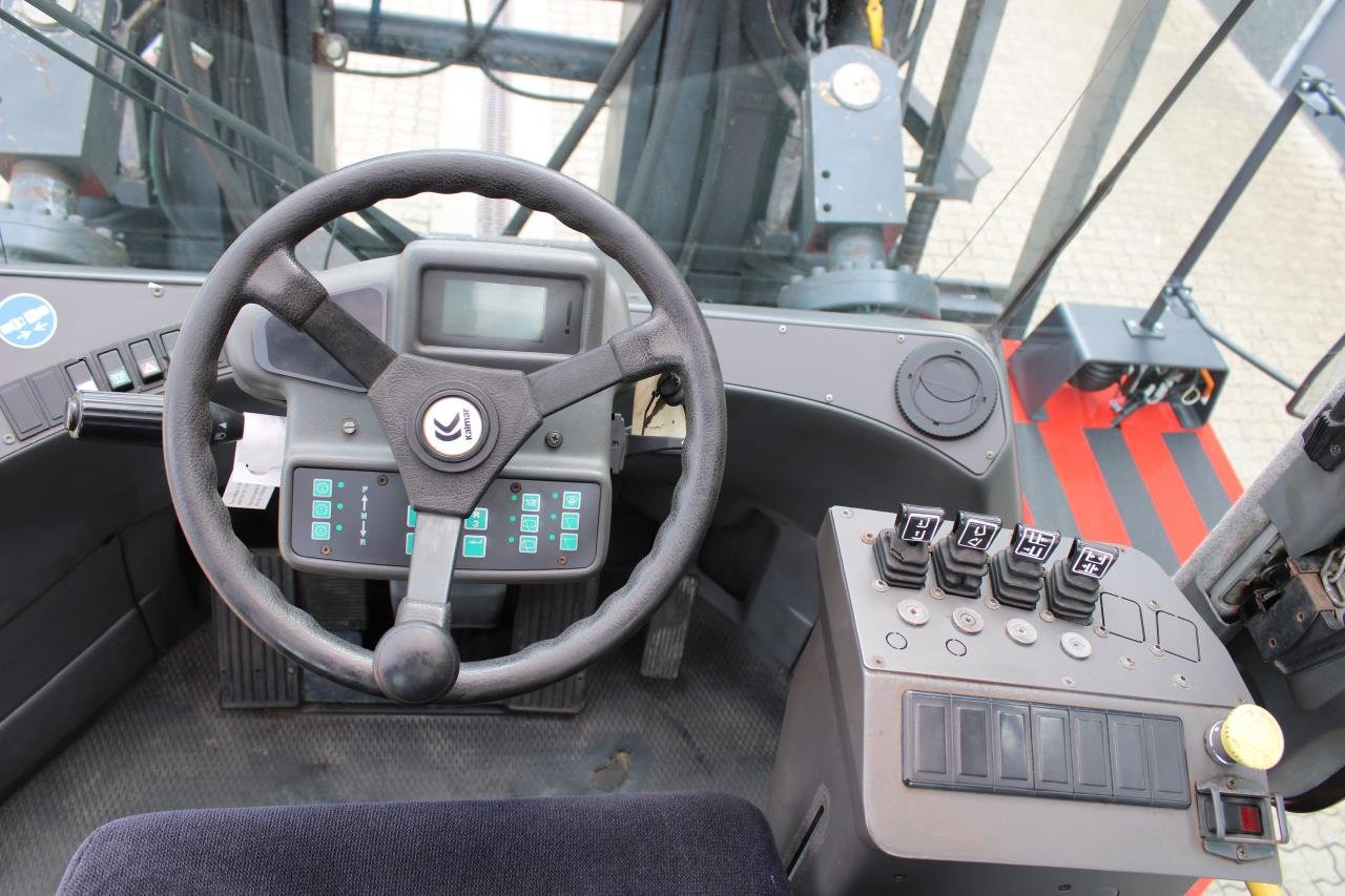 Kalmar DCF330-12LB - Carretilla elevadora diésel: foto 4 Kalmar DCF330-12LB - Carretilla elevadora diésel: foto 4