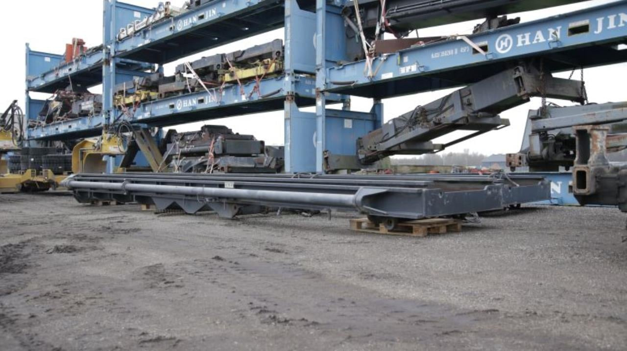 Kalmar DCF90-45ES - Carretilla para contenedores: foto 5 Kalmar DCF90-45ES - Carretilla para contenedores: foto 5