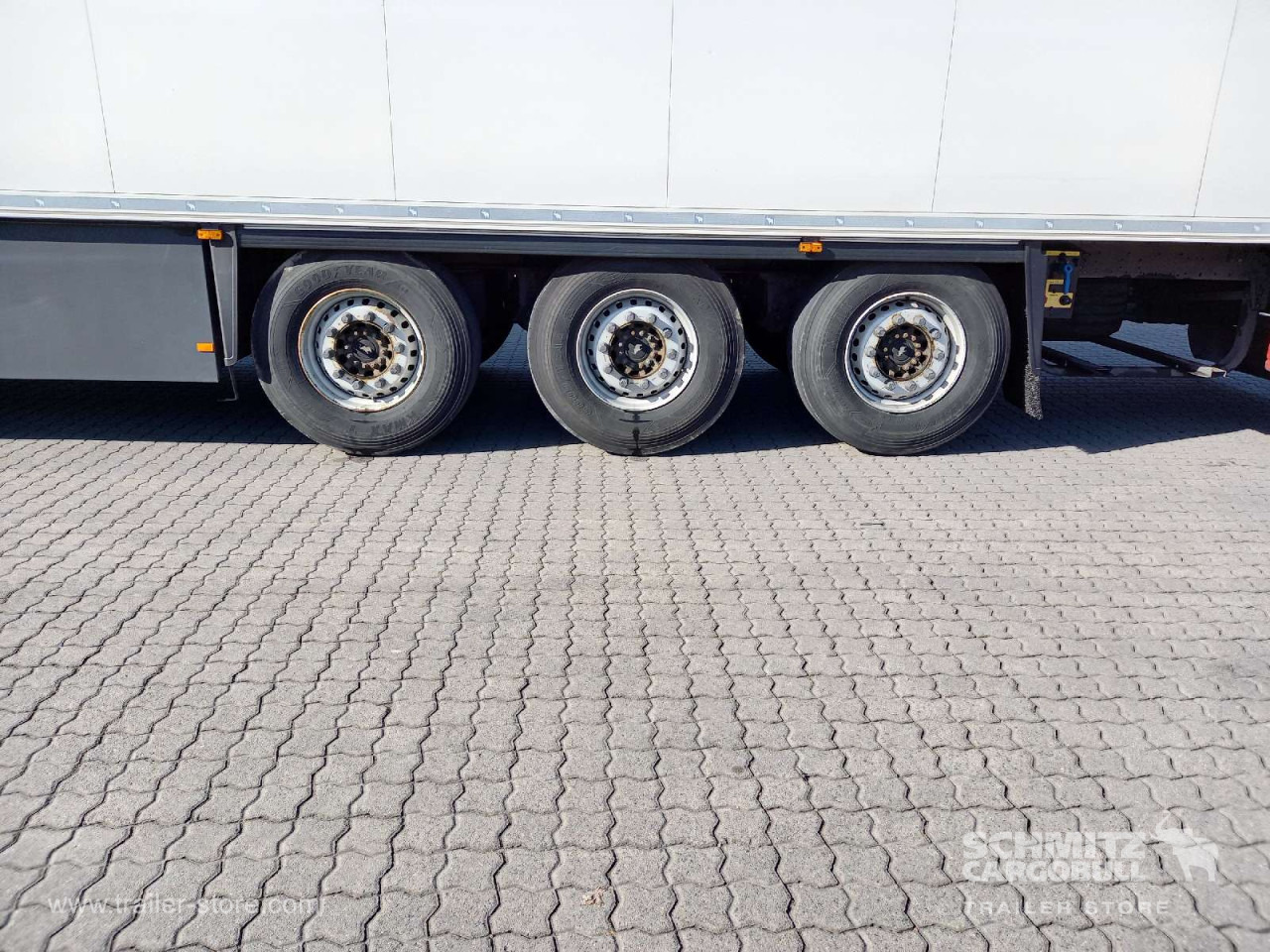 SCHMITZ Auflieger Tiefkühler Standard Double deck - Semirremolque isotérmico: foto 5 SCHMITZ Auflieger Tiefkühler Standard Double deck - Semirremolque isotérmico: foto 5