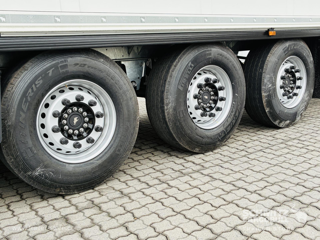 SCHMITZ Auflieger Tiefkühler Standard Double deck - Semirremolque isotérmico: foto 4 SCHMITZ Auflieger Tiefkühler Standard Double deck - Semirremolque isotérmico: foto 4