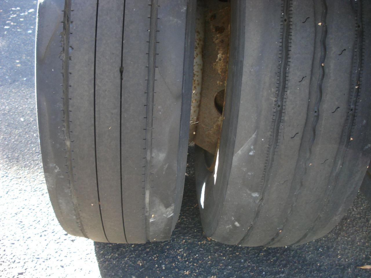 Web-Trailer ANH 18 Drehschemel Jumbo verzinkt für C7,82 WBs - Remolque portacontenedore/ Intercambiable: foto 2 Web-Trailer ANH 18 Drehschemel Jumbo verzinkt für C7,82 WBs - Remolque portacontenedore/ Intercambiable: foto 2