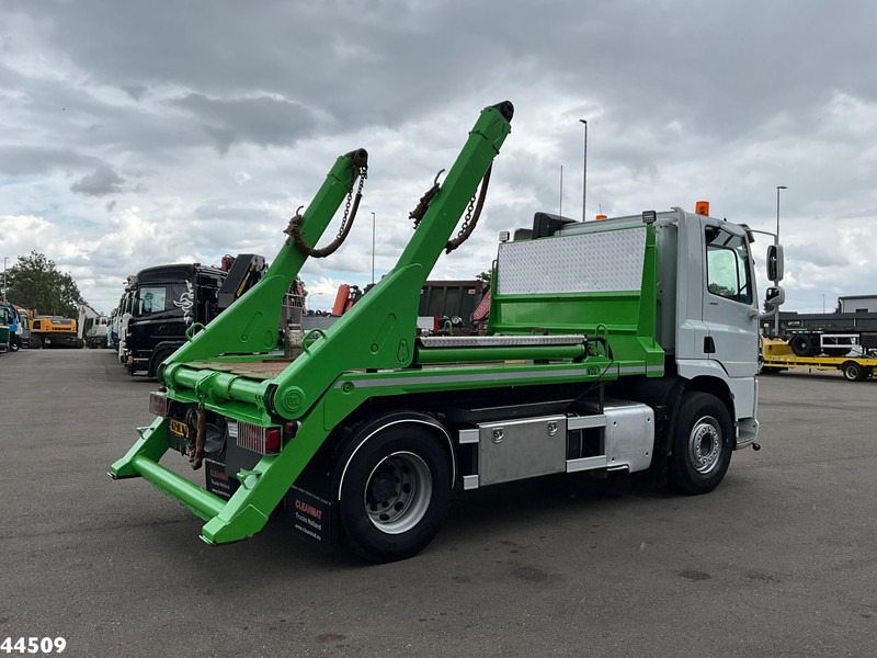 DAF FA CF 450 VDL 14 Ton portaalarmsysteem - Camión portacontenedor de cadenas: foto 3 DAF FA CF 450 VDL 14 Ton portaalarmsysteem - Camión portacontenedor de cadenas: foto 3