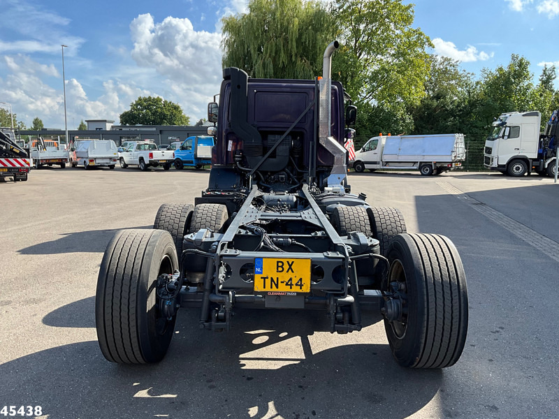 DAF FAN 75 CF 250 Chassis cabine with PTO Just 143.864 km! - Camión chasis: foto 4 DAF FAN 75 CF 250 Chassis cabine with PTO Just 143.864 km! - Camión chasis: foto 4